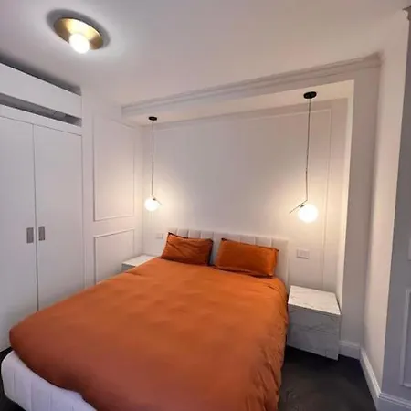 Elegante In Zona Tortona-solari Apartment